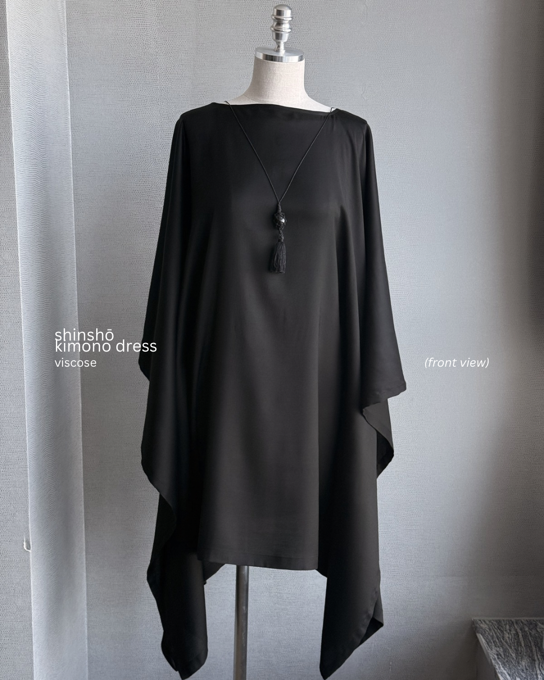 Shinshō Kimono Dress | Viscose | BLACK